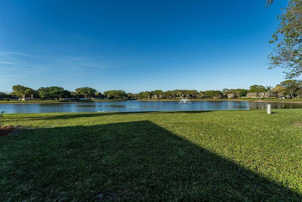 West Palm Beach, FL 33407,2432 24th WAY