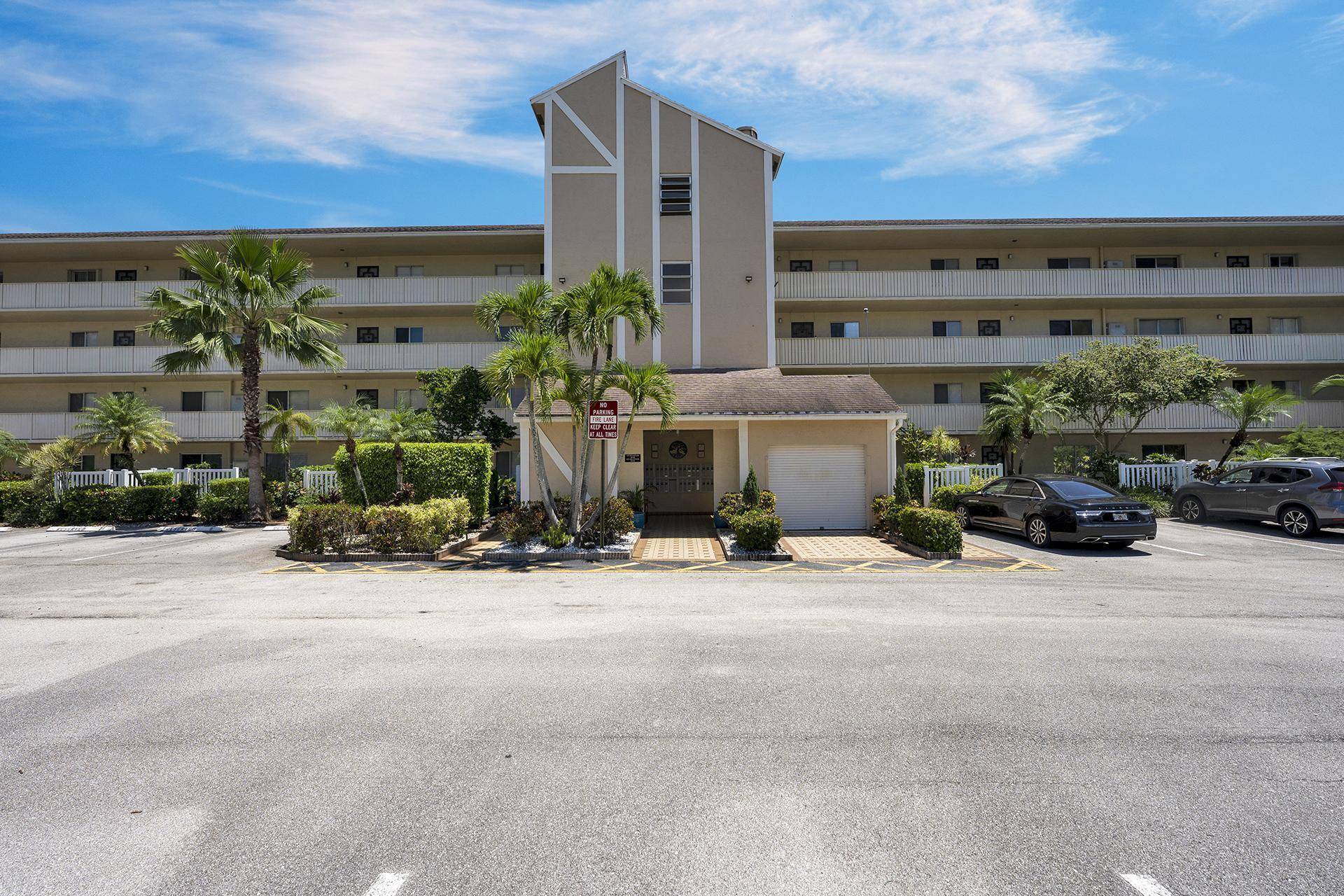 14376 Amberly 104 LN 104, Delray Beach, FL 33446
