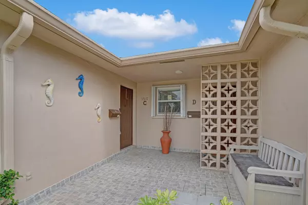 Delray Beach, FL 33445,1317 SE High Point WAY C