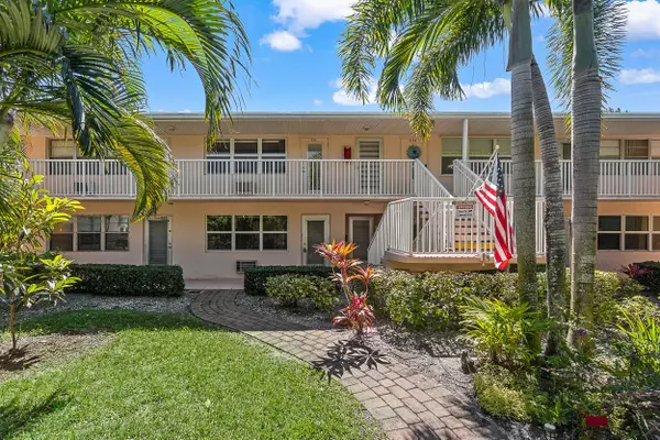 231 Dorchester J, West Palm Beach, FL 33417