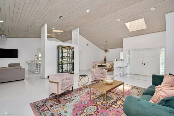 Boca Raton, FL 33433,7171 Valencia DR