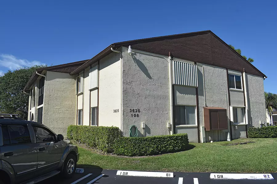 3625 La Aires CT D1, Greenacres, FL 33463