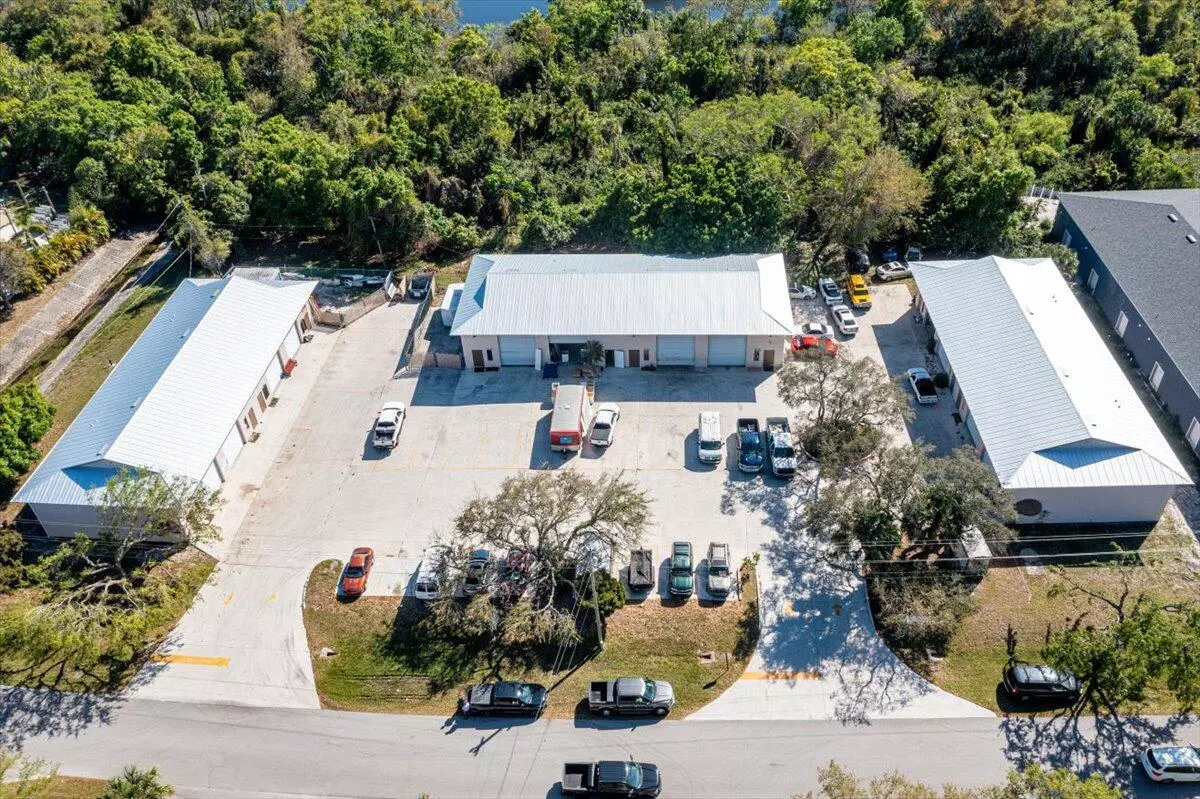 Port Saint Lucie, FL 34952,1618 SE South Niemeyer CIR