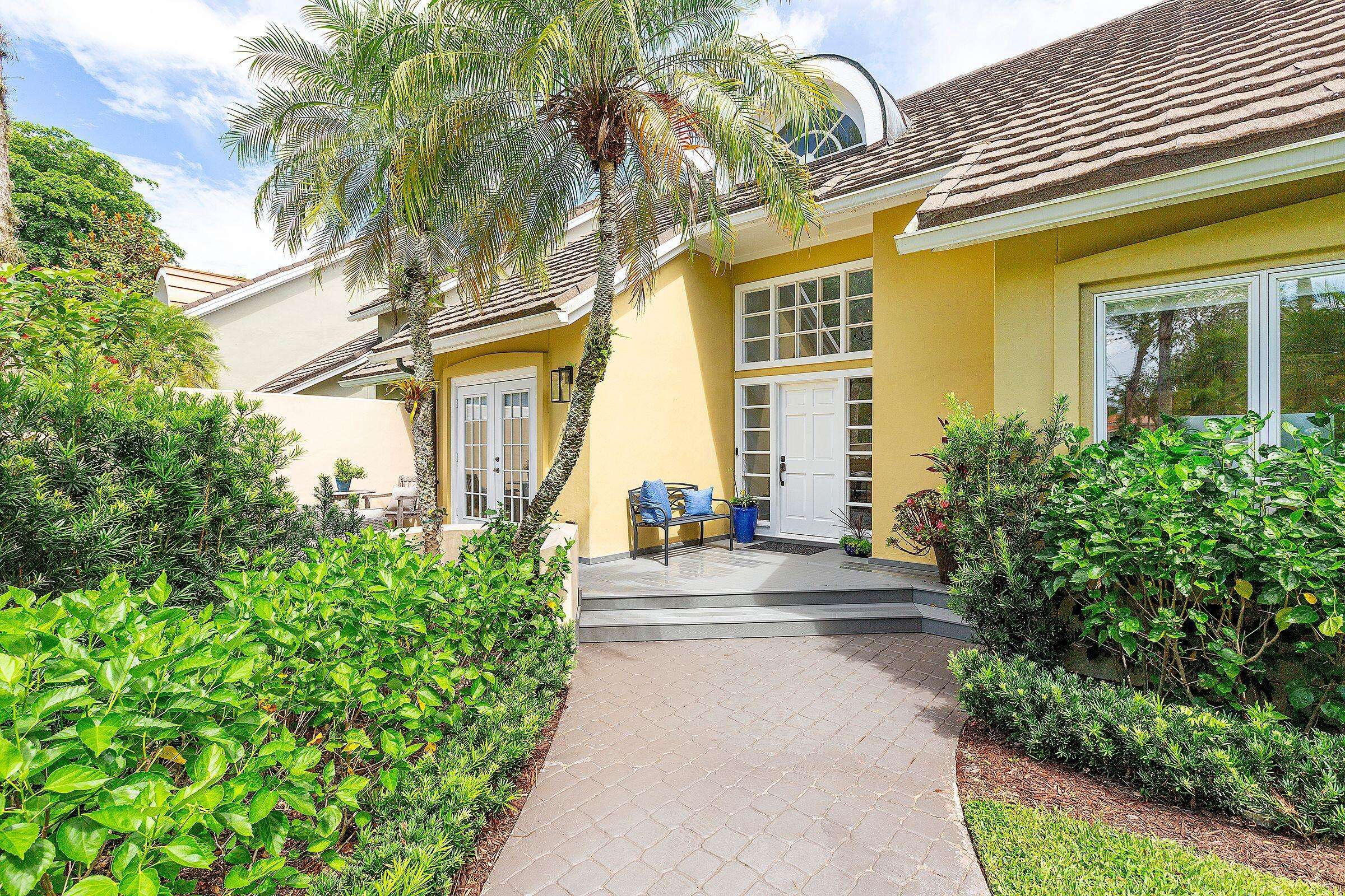 Wellington, FL 33414,11991 Polo Club RD
