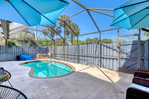 Greenacres, FL 33463,1504 Timberlane CIR D