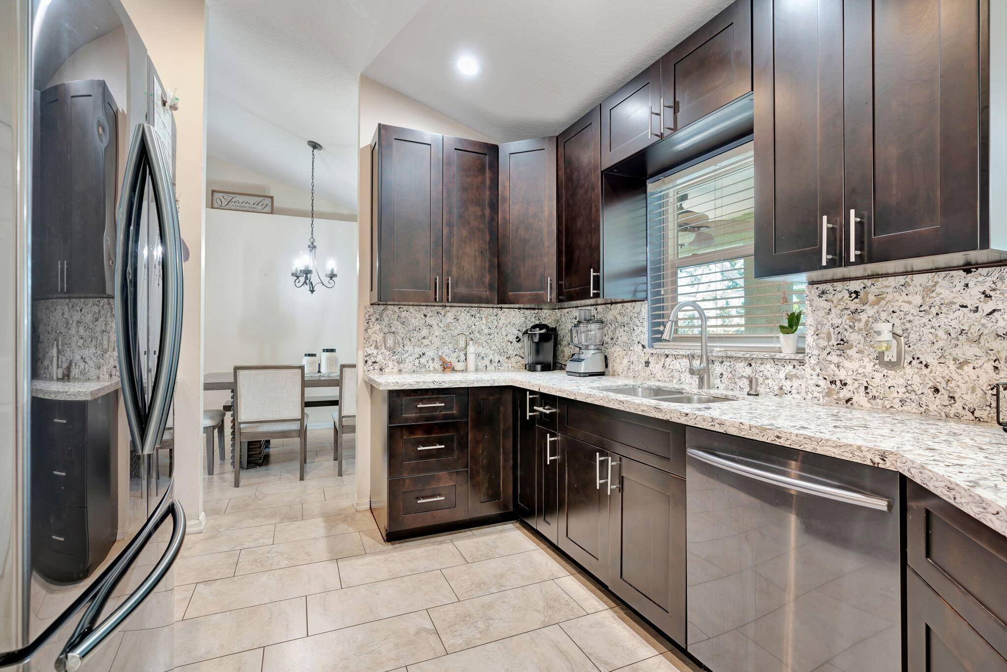 Port Saint Lucie, FL 34986,5626 NW Crisona