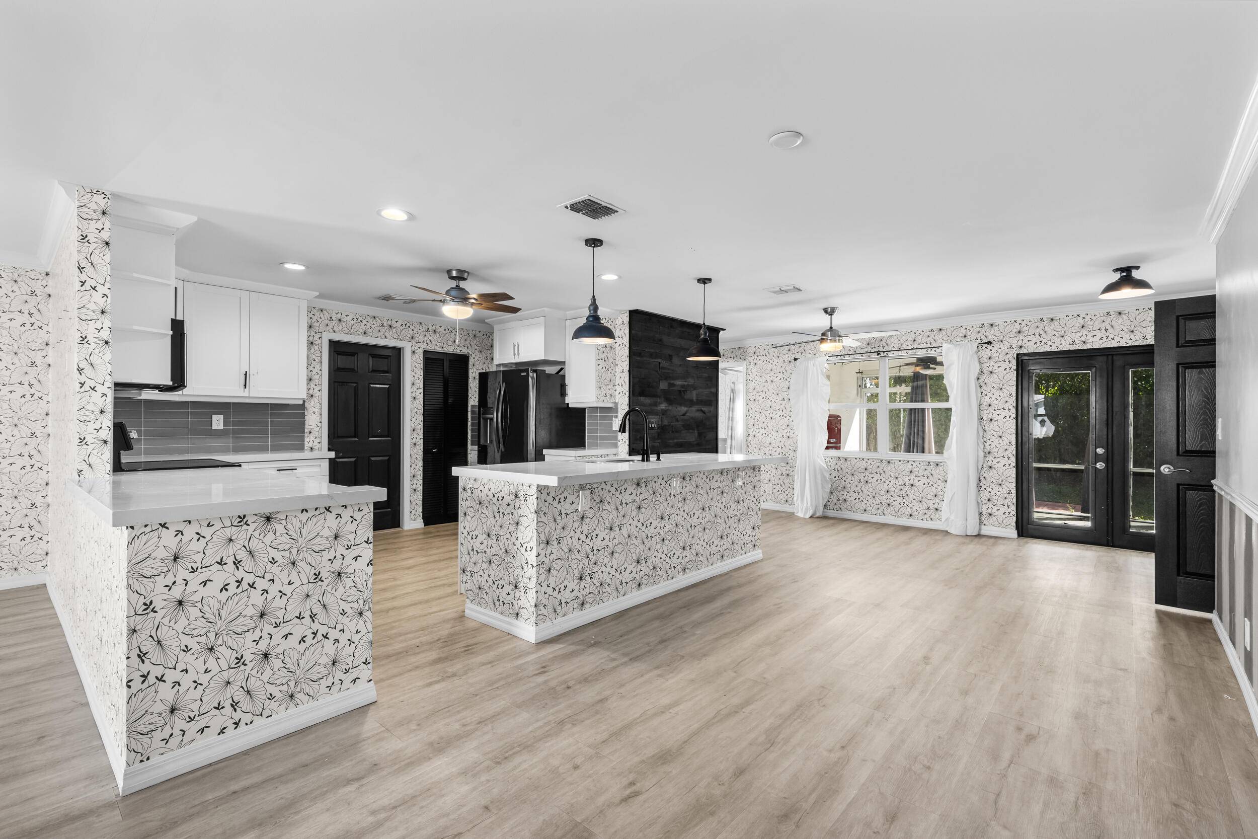 Boynton Beach, FL 33426,2300 SW 21st WAY