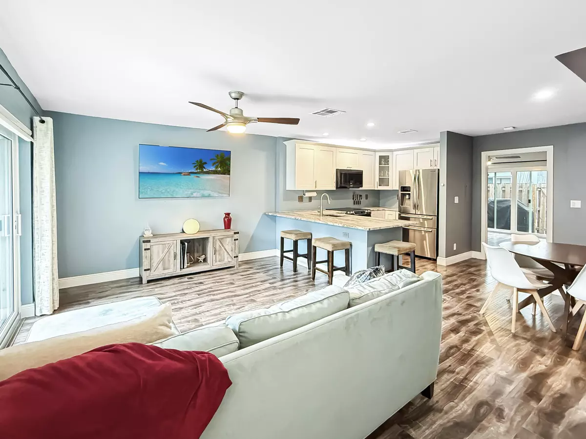 Palm Springs, FL 33406,1320 W Cypress WAY