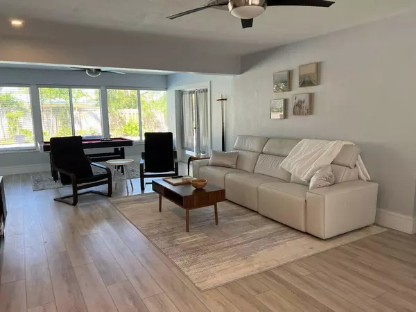Pompano Beach, FL 33060,501 SE 13th CT
