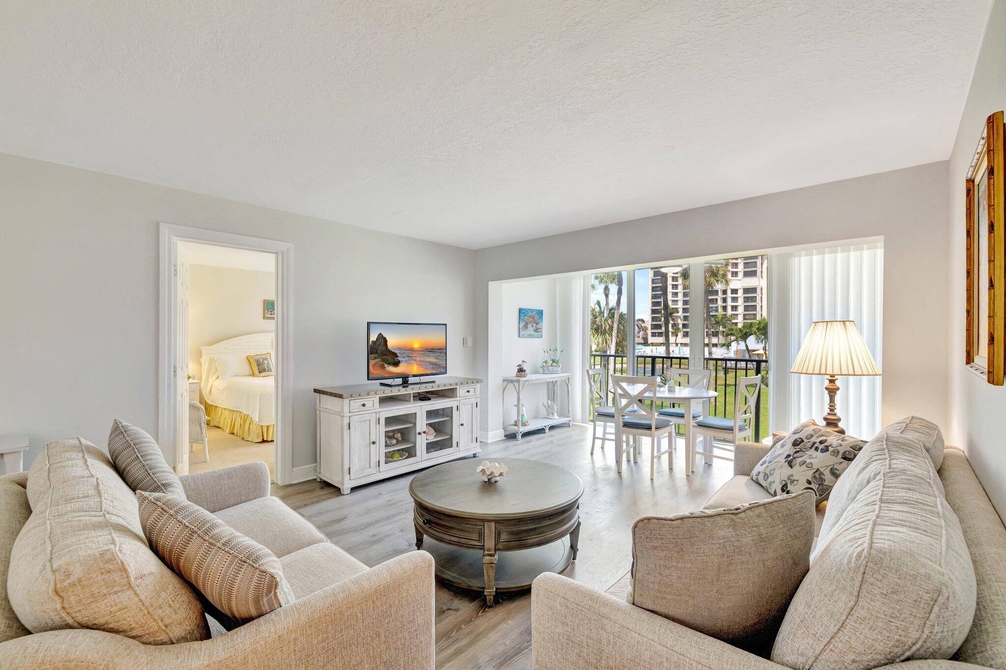 Hutchinson Island, FL 34949,2400 S Ocean DR C623