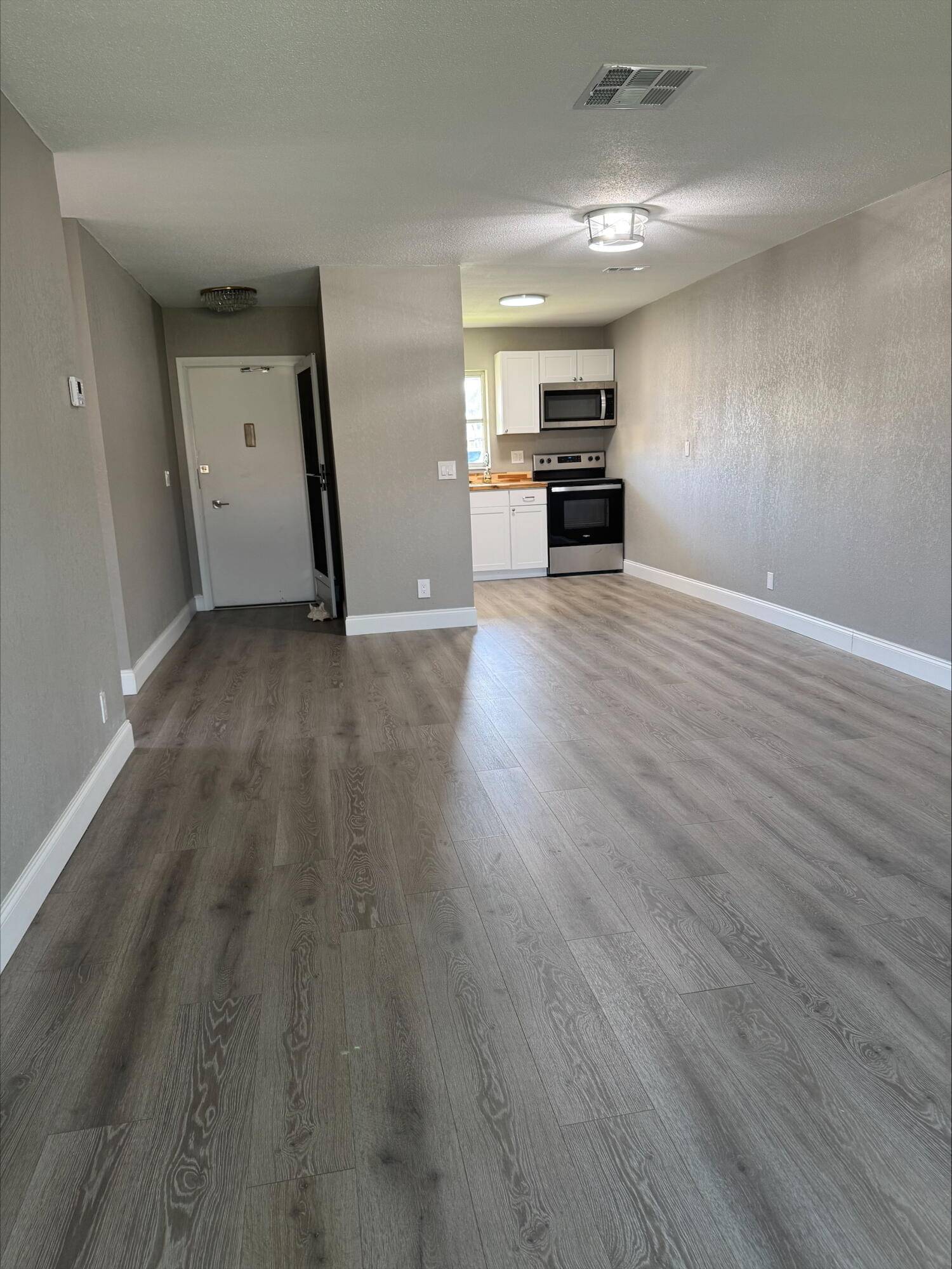 West Palm Beach, FL 33415,2931 W Crosley DR A
