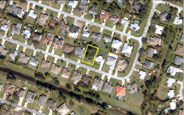 2826 SW South Calabria CIR, Port Saint Lucie, FL 34953