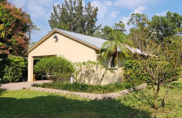 Loxahatchee Groves, FL 33470,13650 N 6th CT