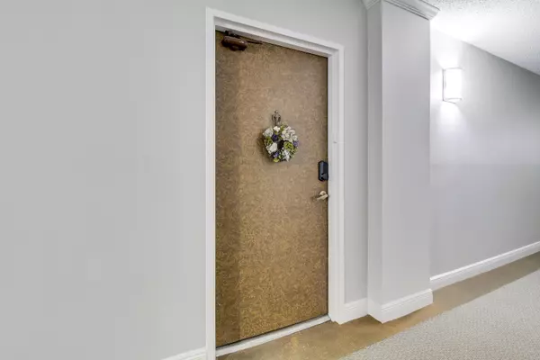 North Palm Beach, FL 33408,336 Golfview RD 807