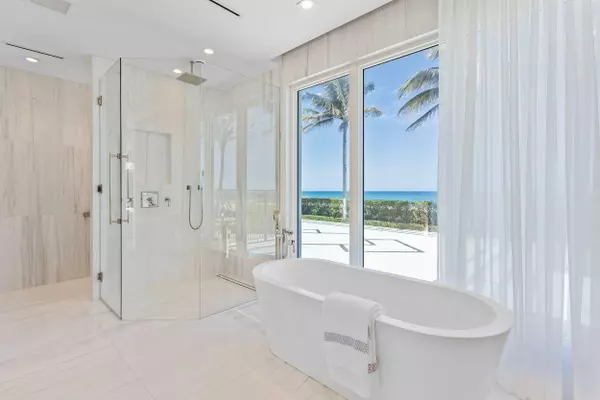 Palm Beach, FL 33480,1740 S Ocean BLVD