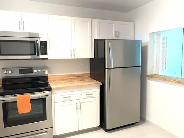Boynton Beach, FL 33435,740 E Ocean AVE 302