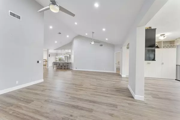 Boynton Beach, FL 33437,11530 Briarwood CIR 3