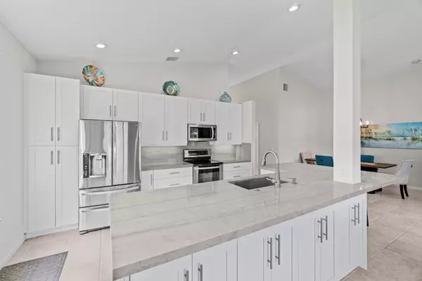 Boynton Beach, FL 33437,6919 Camille ST