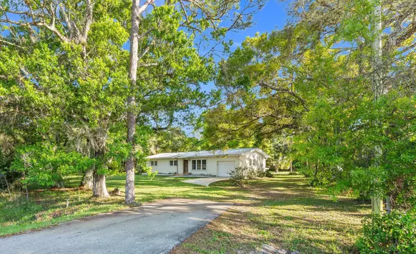 Fort Pierce, FL 34945,11541 Okeechobee RD