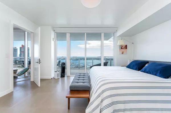 Miami Beach, FL 33139,400 Alton RD 1808