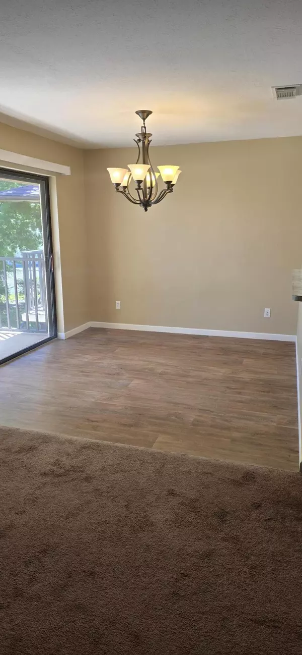 Fort Pierce, FL 34950,2050 Oleander BLVD 11205