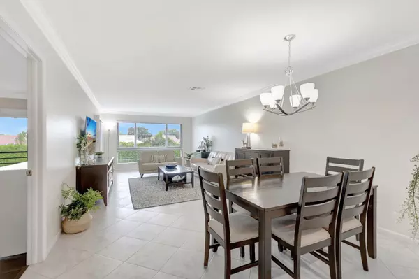 Delray Beach, FL 33484,5635 Queen Palm Court Unit E