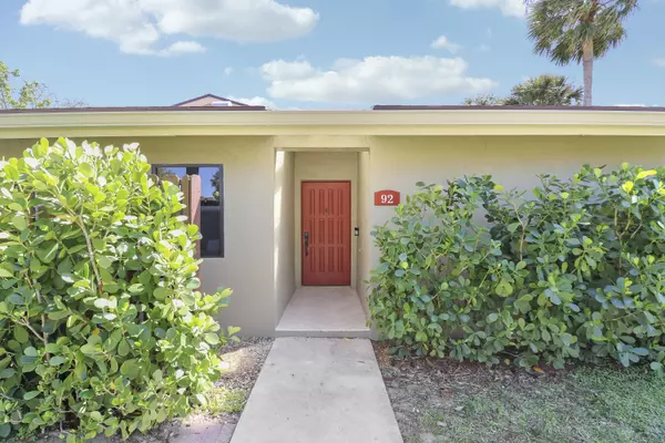 Boynton Beach, FL 33436,92 Meadows DR