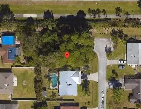 1534a SE Sutton ST, Port Saint Lucie, FL 34953