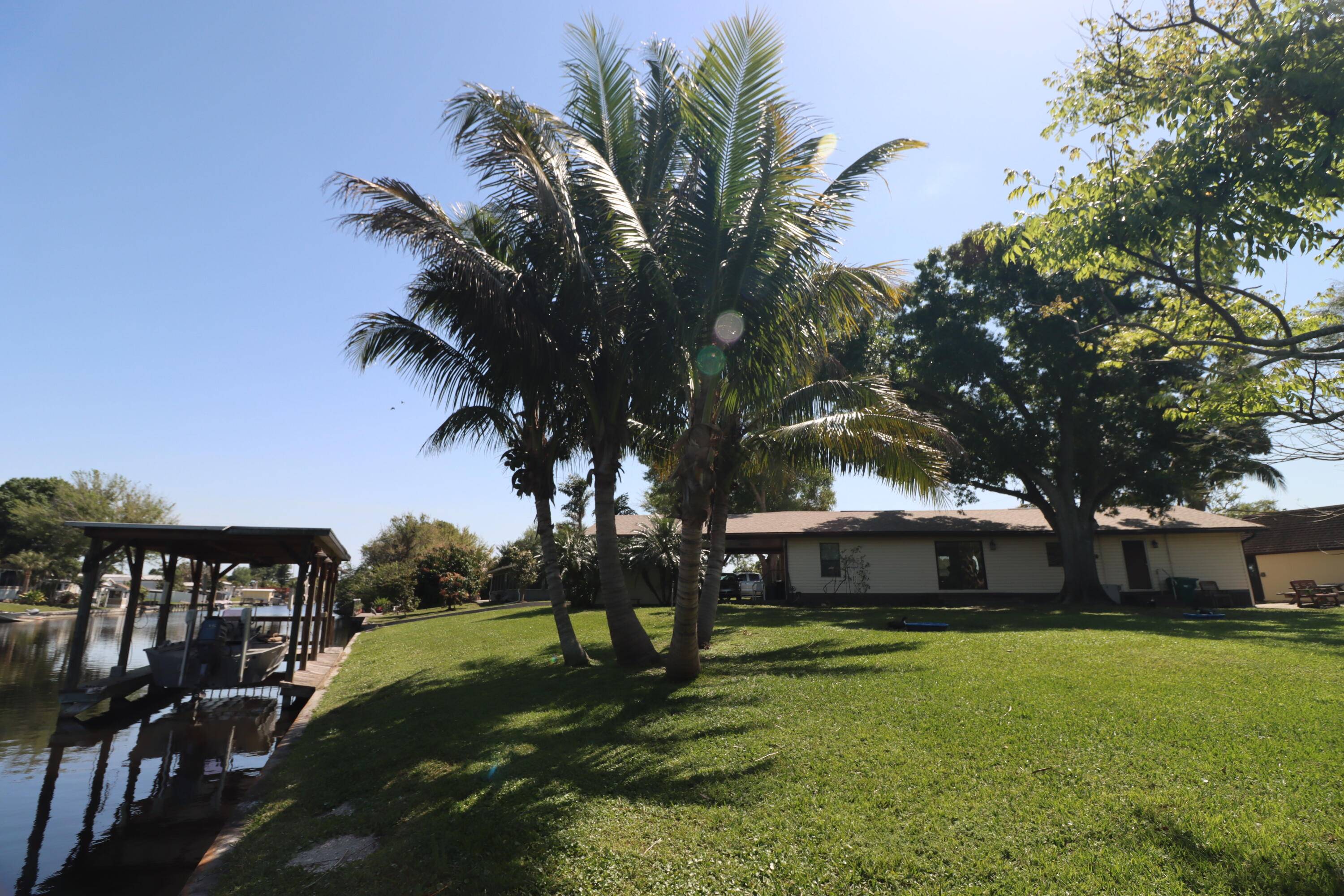 Okeechobee, FL 34974,2803 SE 19th CT