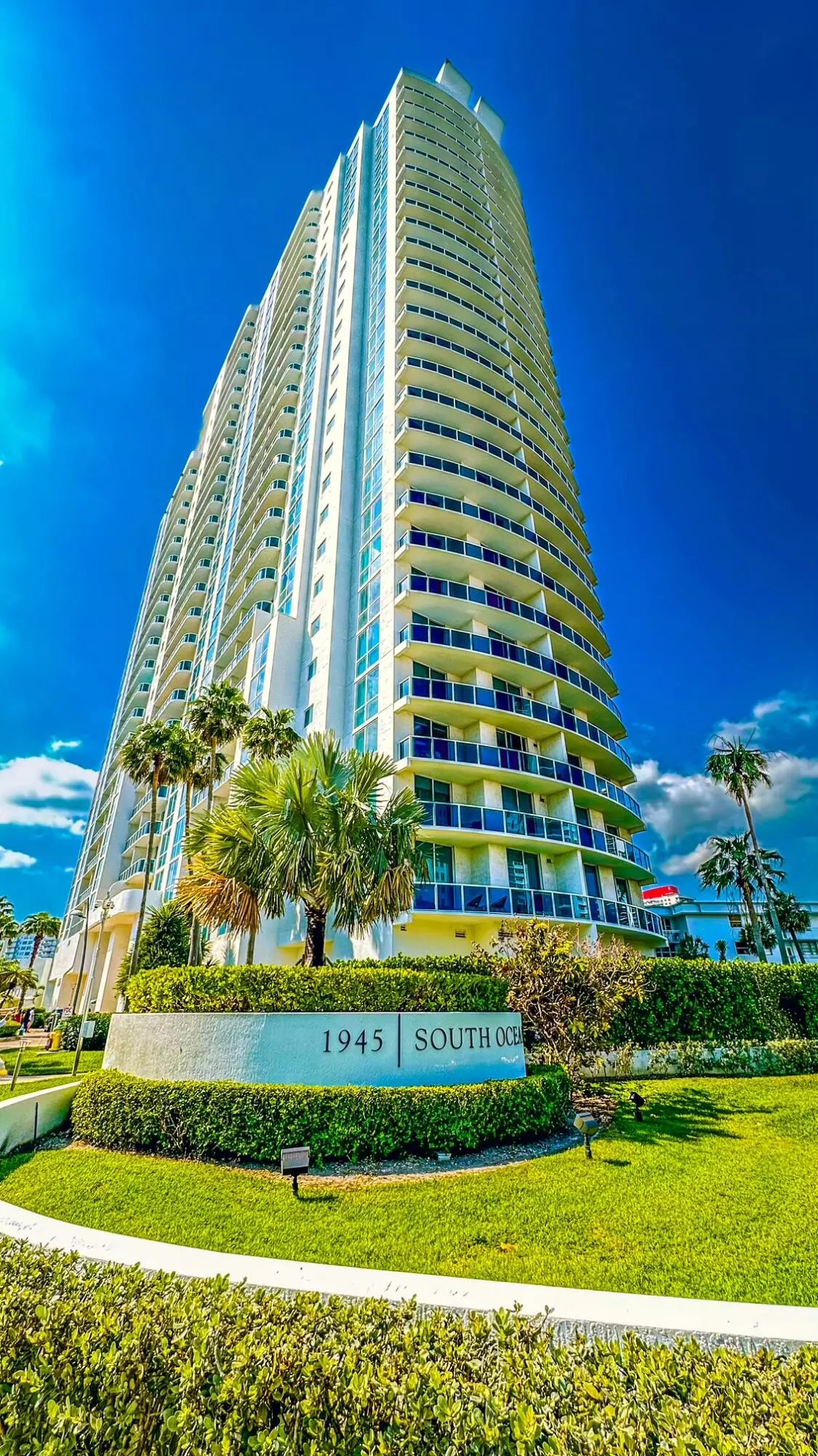 Hallandale Beach, FL 33009,1945 S Ocean DR 1908