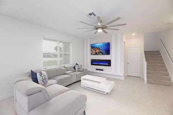 Port Saint Lucie, FL 34987,8204 NW Greenbank CIR