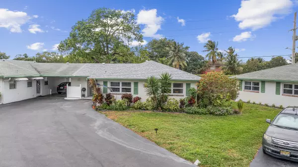 808 Meadowlark LN, Delray Beach, FL 33445