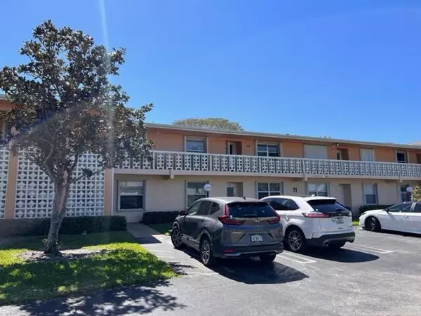 Delray Beach, FL 33445,1860 NW 13th ST 202