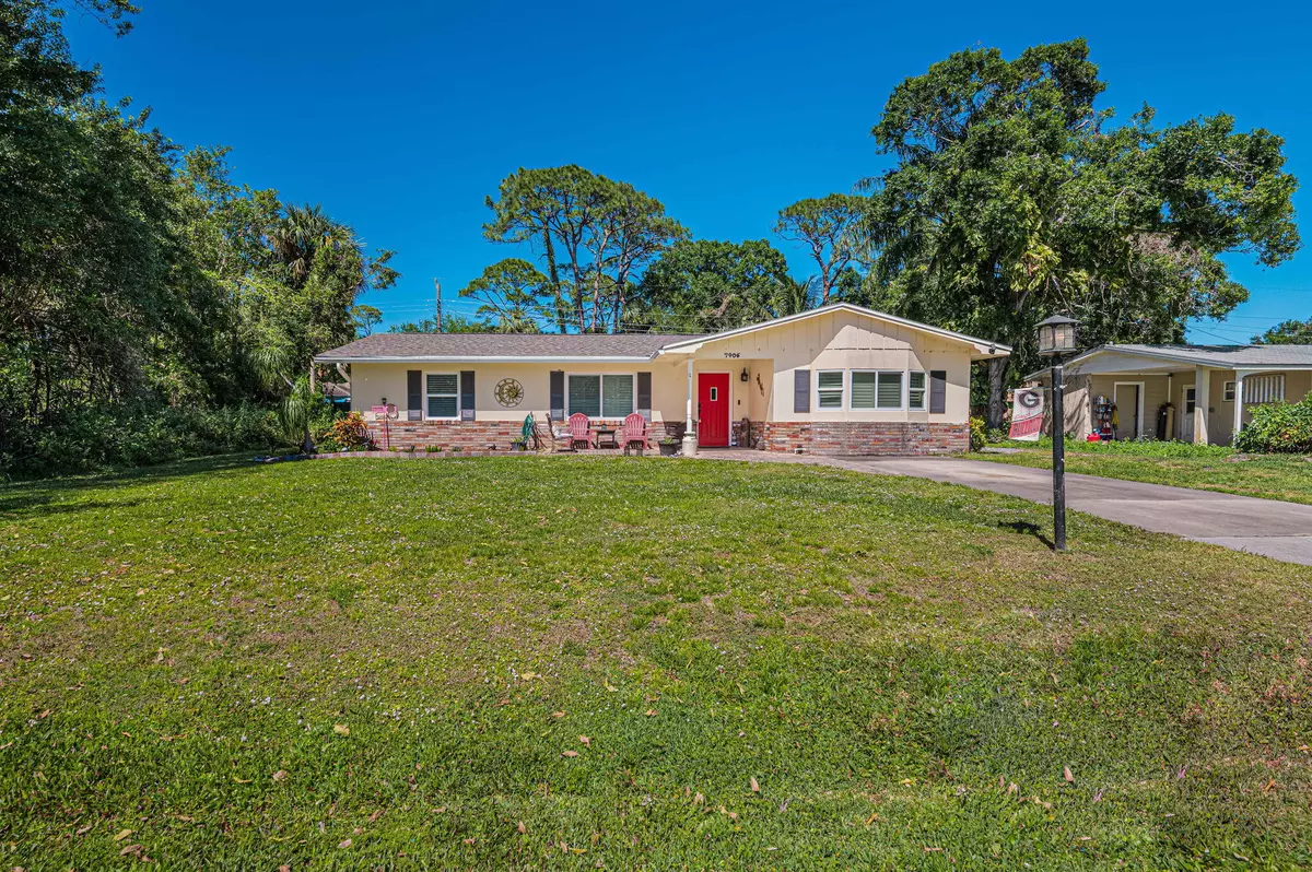 Fort Pierce, FL 34951,7406 James RD