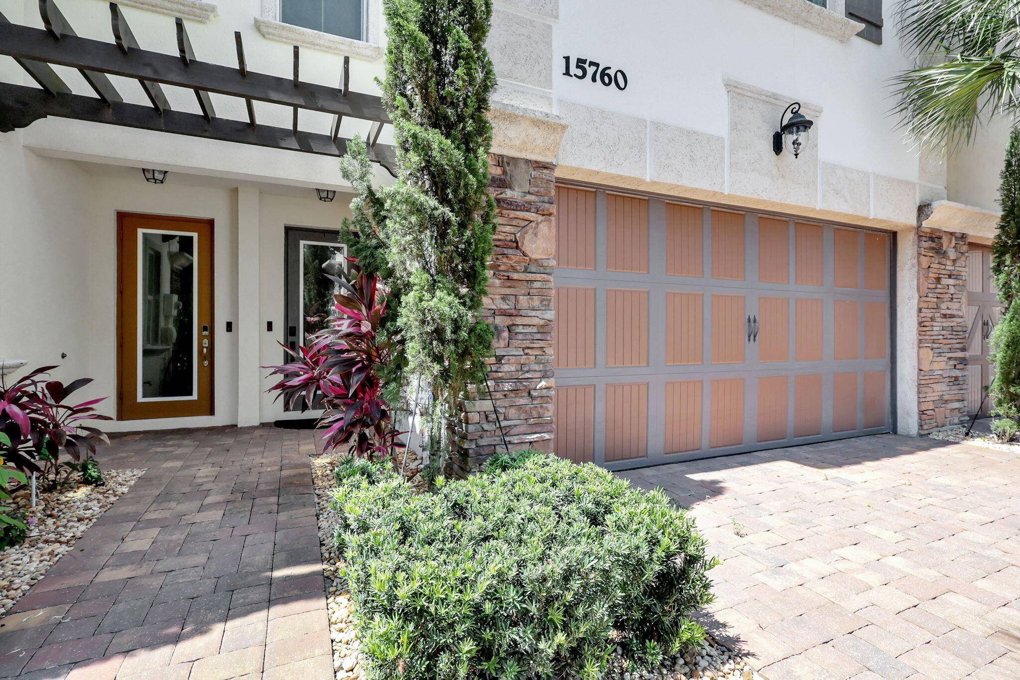 Wellington, FL 33414,15760 Italian Cypress WAY