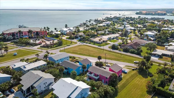 Fort Pierce, FL 34949
