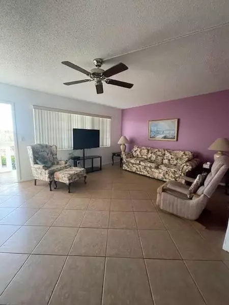 3093 S Newport 3093, Deerfield Beach, FL 33442