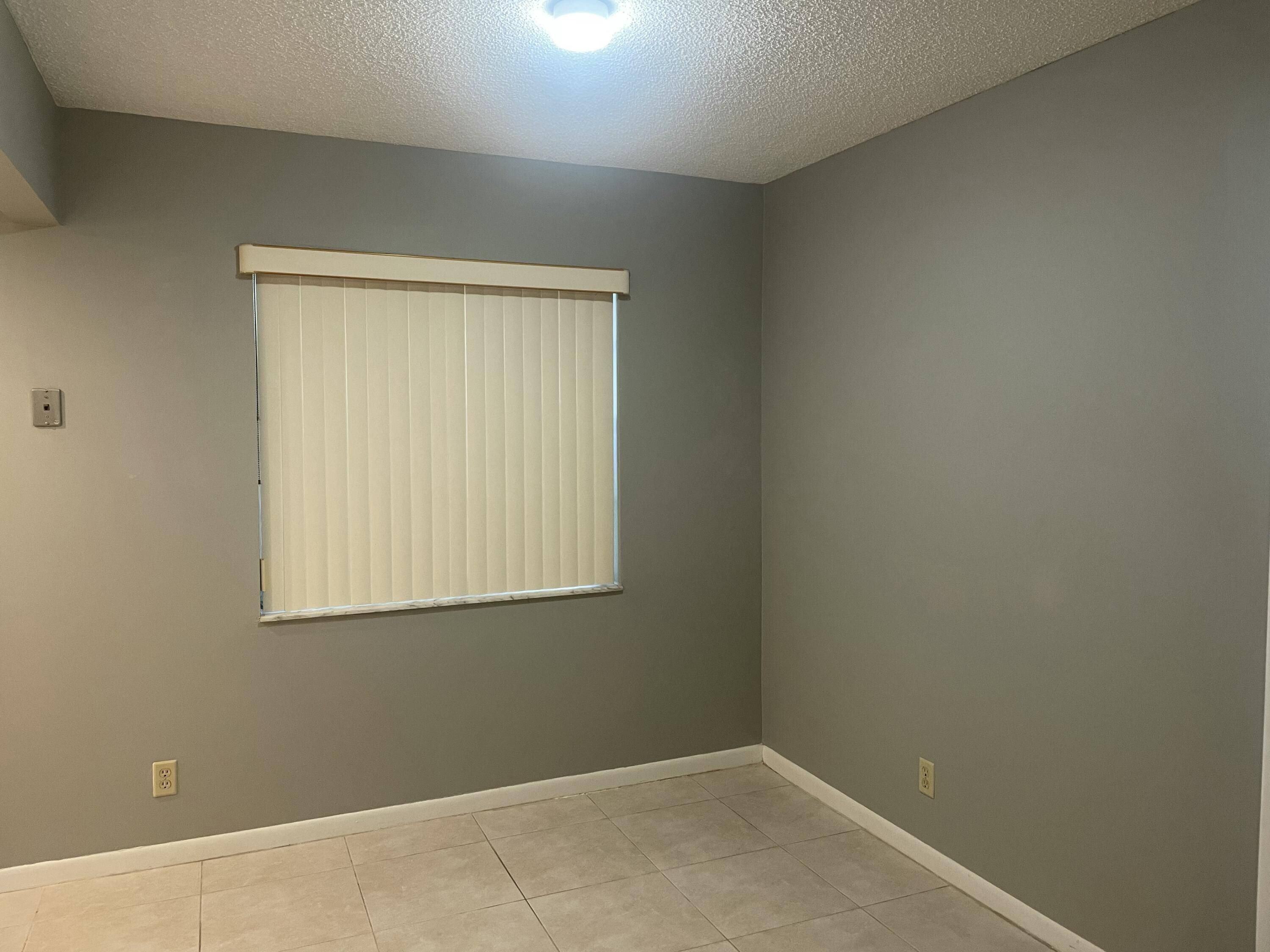 Delray Beach, FL 33484,155 Piedmont D D