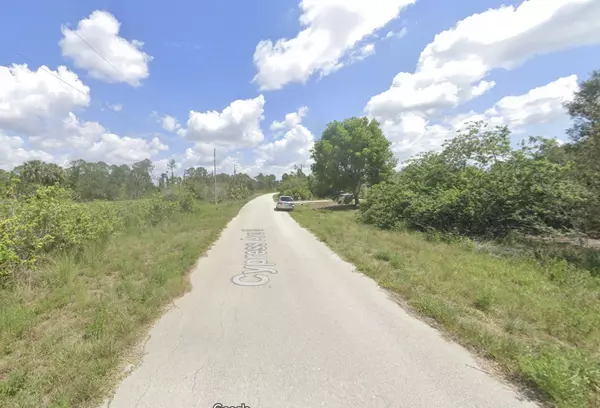 Lehigh Acres, FL 33974,632 S Cypress AVE