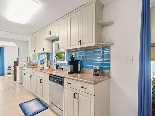 Port Saint Lucie, FL 34952,49 Camino Del Rio