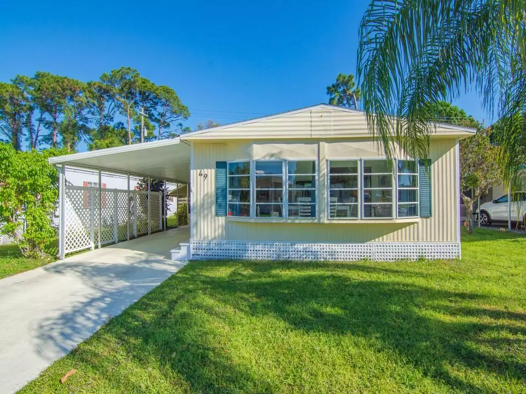 Port Saint Lucie, FL 34952,49 Camino Del Rio