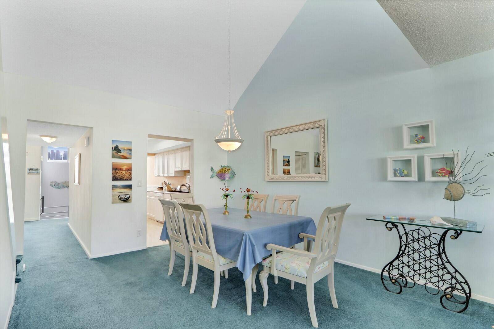 Stuart, FL 34996,2051 NE Ocean BLVD 22