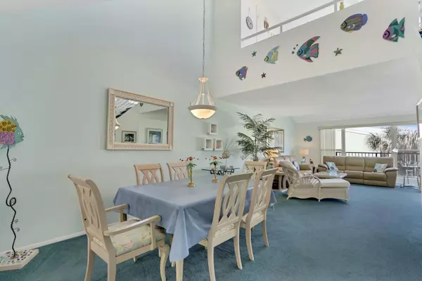 Stuart, FL 34996,2051 NE Ocean BLVD 22