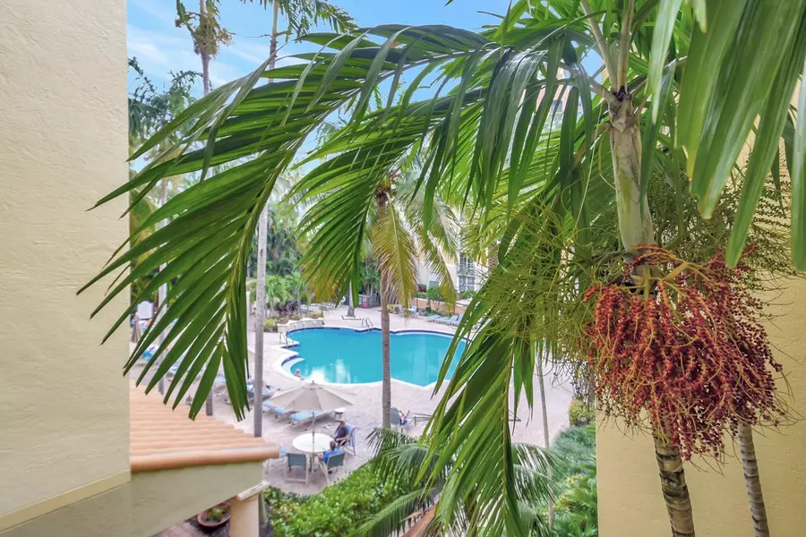 720 S Sapodilla AVE 304, West Palm Beach, FL 33401