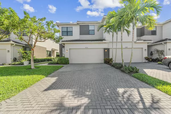 4376 Serpens LN, Lake Worth, FL 33467