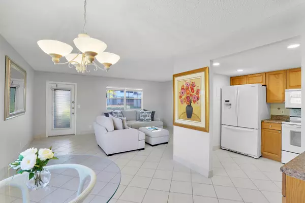 Delray Beach, FL 33484,406 Flanders I