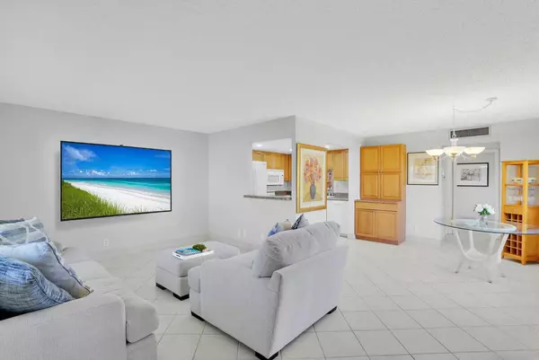 Delray Beach, FL 33484,406 Flanders I
