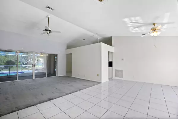 Greenacres, FL 33413,1112 Hatteras CIR