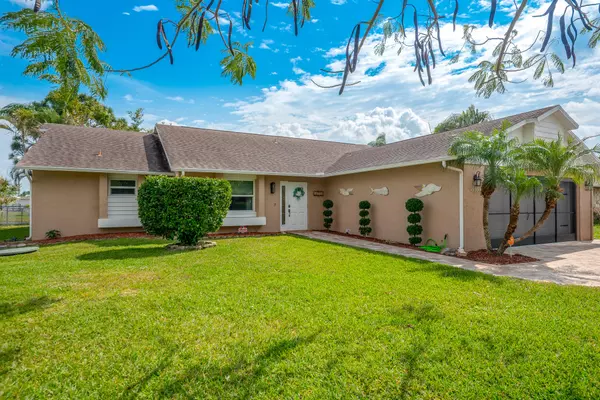 Port Saint Lucie, FL 34952,1833 SE Bowie ST