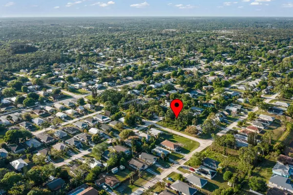 Vero Beach, FL 32962,1590 SW 18th AVE